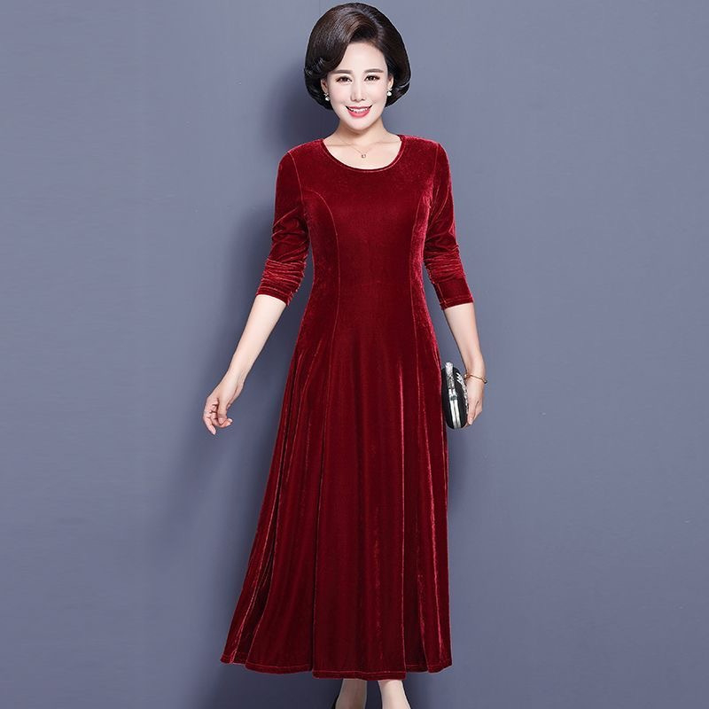 Arany bársony ruha, ősz 2024, poliészter anyag két összetevő 30–50% mindkettő, patchwork varrás, városi mindennapi stílus