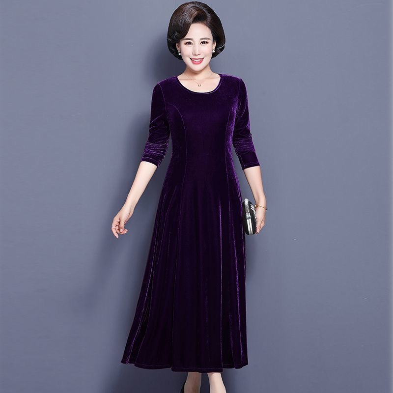 Arany bársony ruha, ősz 2024, poliészter anyag két összetevő 30–50% mindkettő, patchwork varrás, városi mindennapi stílus