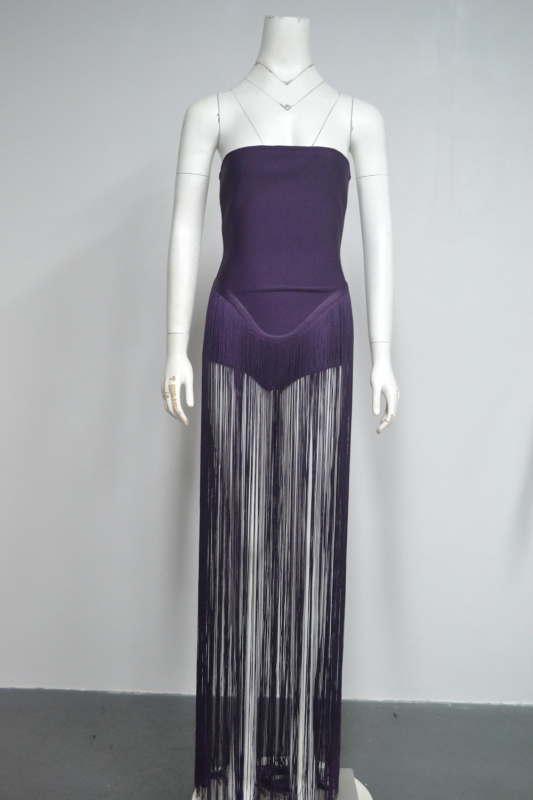 Haljina bez rukava od pletenine s resama i patchworkom, visokim strukom, patchwork suknja, zatvarač, ljeto 2025