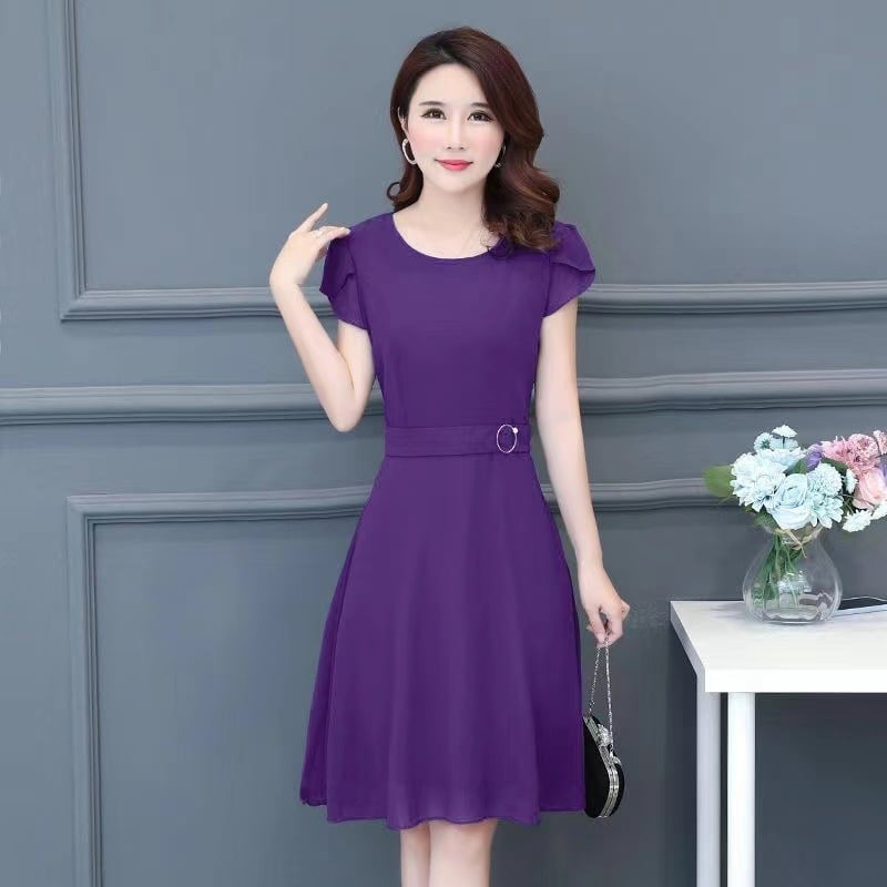 Midi haljina s krojem princeze (Materijal: poliester; Proces: kolaz/šivanje; Ovratnik: okrugli; Rukav: kratki; Struk: visok)