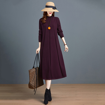 A-linijska pletena haljina, debeli pleteni materijal, dugi rukavi, pola-visok ovratnik, jednobojna, zimska haljina