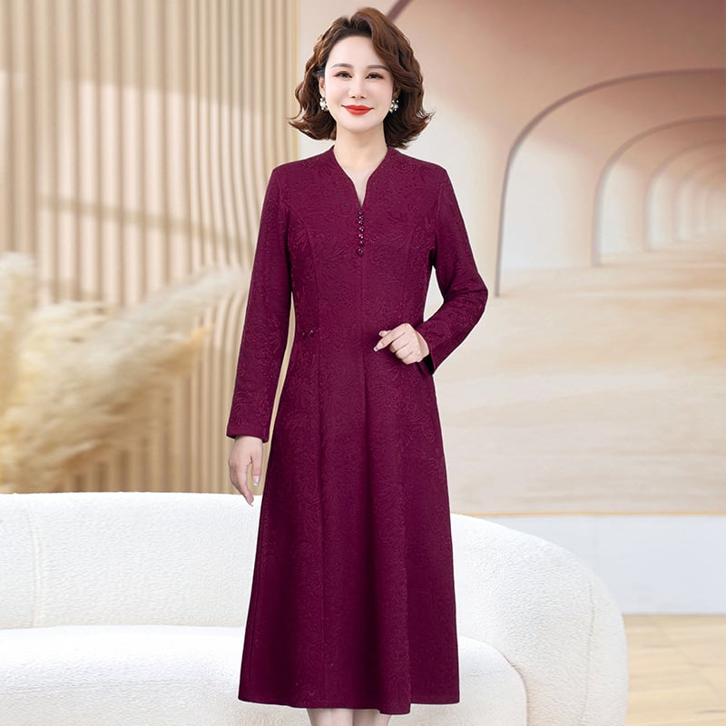 Рокля с дълги ръкави, прикриваща корема, средна дължина, ацетатен плат със 90–95% полиестер, есен 2025