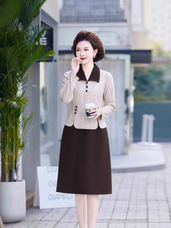 Ženska haljina s lažnim dvodijelnim dizajnom, pleteni materijal, uzorak blok boja, dugi rukavi, A-linija silueta