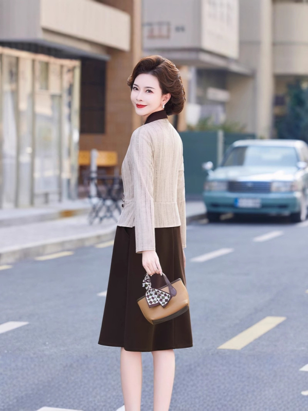 Ženska haljina s lažnim dvodijelnim dizajnom, pleteni materijal, uzorak blok boja, dugi rukavi, A-linija silueta