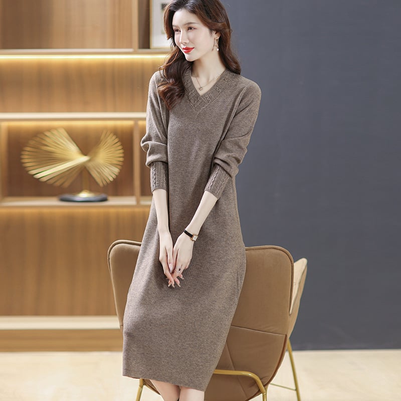 Pletena haljina s V-izrezom, akrilna tkanina, dugi rukav, A-linijski kroj, midi duljina