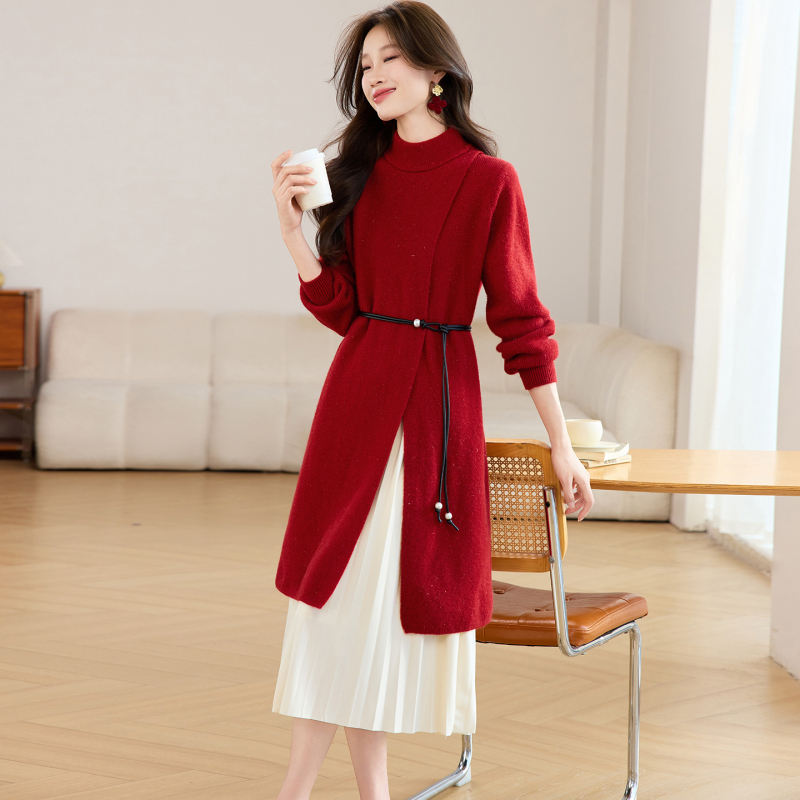 Dva dijela seta: pleteni džemper i plisirana midi suknja, polu visok ovratnik, dugi rukavi, A-linija, srednja duljina, jesen 2025 casual stil