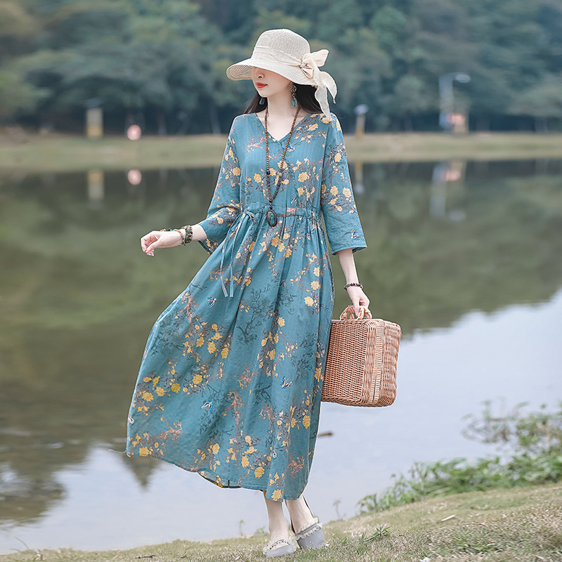 Haljina od pamuka i lana s otiskom, A-linija, duga haljina, okrugli izrez, kratki rukavi, opušteni struk, patchwork retro stil, 70–80% pamuka, Ljeto 2025
