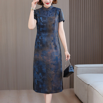 Рокля за сватбен банкет, корейски стил, уличен хипстер, бродерия Fragrant Cloud Yarn. Пролет 2025. Материя: регенерирана целулозна нишка (>95%); вторичен компонент: 30–50%. Шиене: жакард, мъни, копчета, невидима ципа