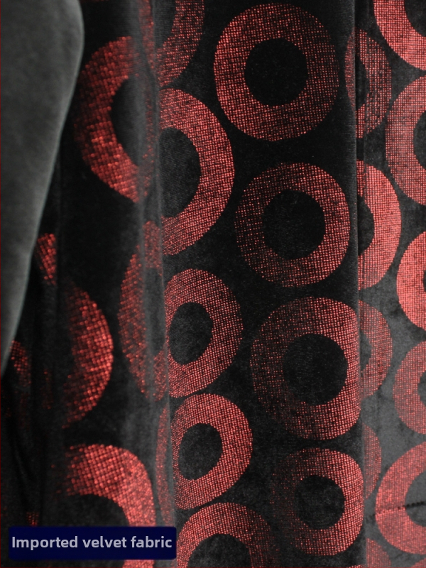 Velveto suknelė, asimetrinė laisva kirpimo linija, ilgos rankovės, ruduo 2024, su spandekso mišiniu