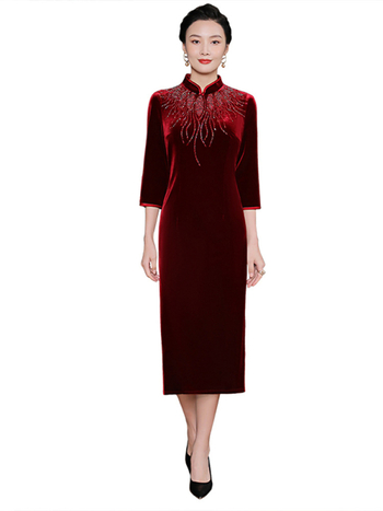 Koreinis auksinio veliūro su karoliukais vestuviniam banketui – midi ilgis, 3/4 rankovės, poliesteris 90–95%, pavasaris 2025, kinų stilius