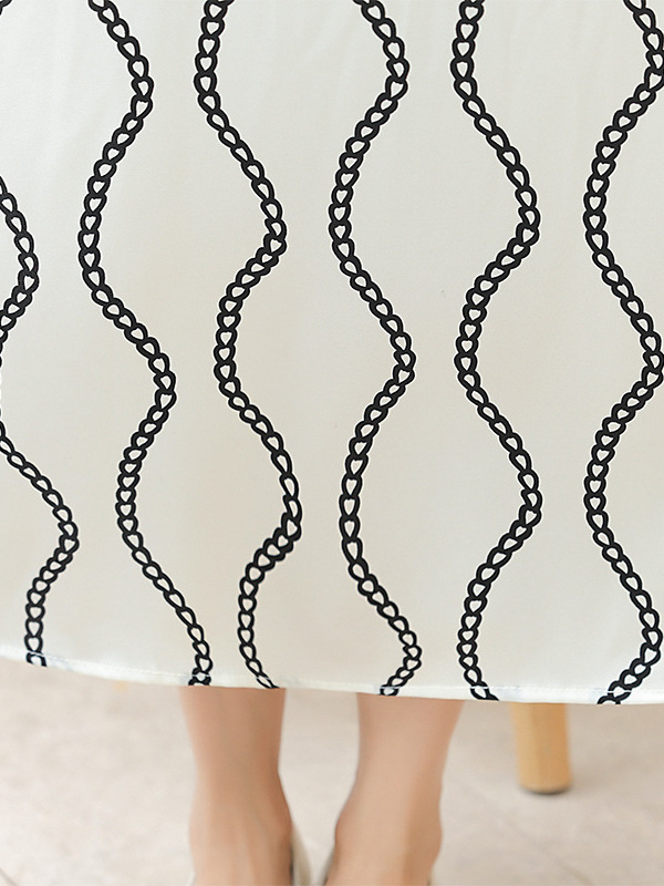 Vidēja garuma vasaras kleita ar V-veida izgriezumu, elegants un svaigs stils, poliestera audums, vasara 2025