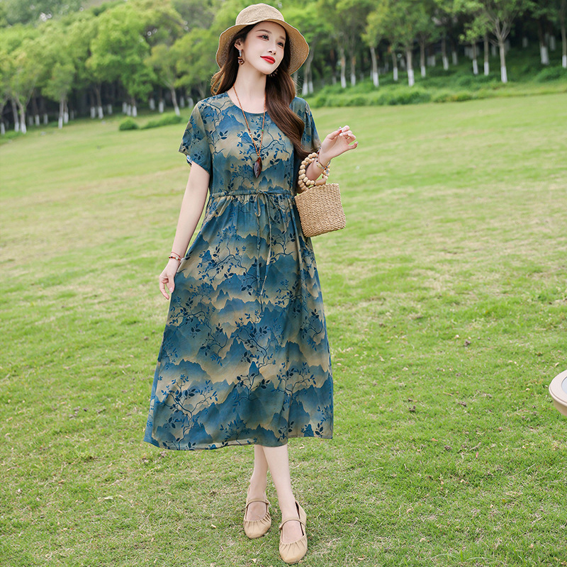 Φόρεμα από ύφασμα βαμβακο-σίλκ με εκτύπωση, Α-γραμμή μεσαίου μήκους, στρογγυλός λαιμός, κοντά μανίκια