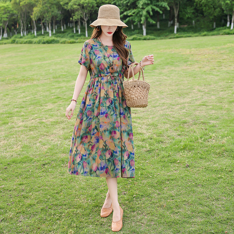 Φόρεμα από ύφασμα βαμβακο-σίλκ με εκτύπωση, Α-γραμμή μεσαίου μήκους, στρογγυλός λαιμός, κοντά μανίκια