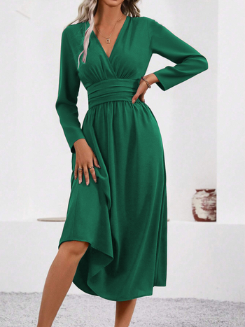 Γυναικεία μακρύ φόρεμα με V-λαιμό, ρυτιδωτή υφή, πολυεστέρας, ελαστική μέση, Α-γραμμή