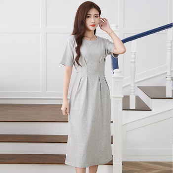 Rochie elegantă de birou, croială A-line, lungime medie, talie înaltă, decolteu rotund, mâneci scurte, bumbac-elastan