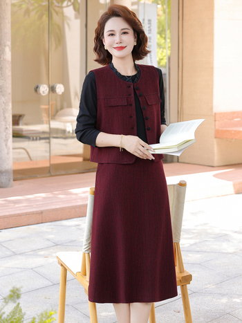 Qiao Yaying divdaļīgs komplekts: kāzu kleita un žaketes veste, poliestera šķiedra 80–90%, 2025. gada rudens, elegantais biroja stils, sarežģīta šuvēja, standarta versija