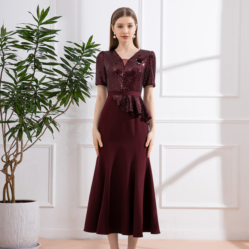 Kāzu kleita līgavas mātei, izsmalcināts stils, poliesters 80-90% ar kokvilnu zem 30%, garums 128 cm, vasara 2024