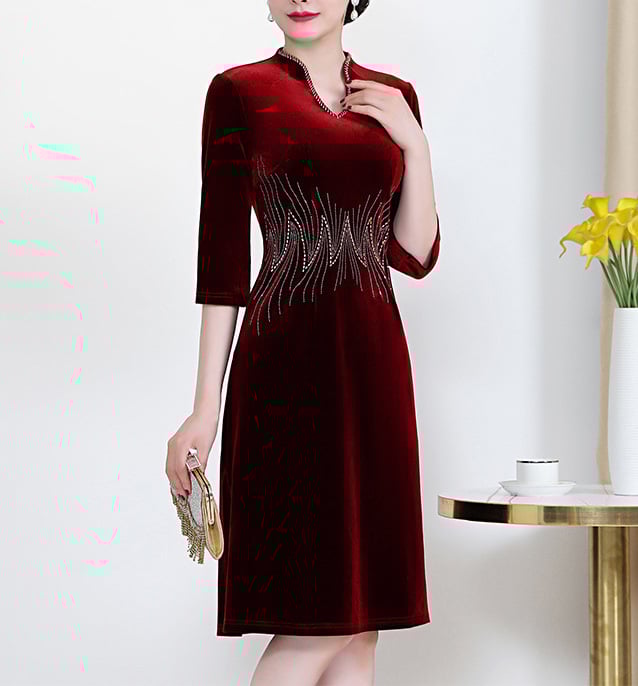 V-kaelusega kleit sametist taljega, käsitsi tikitud helmestega, satiinibrokkaat kangas, hiina stiil