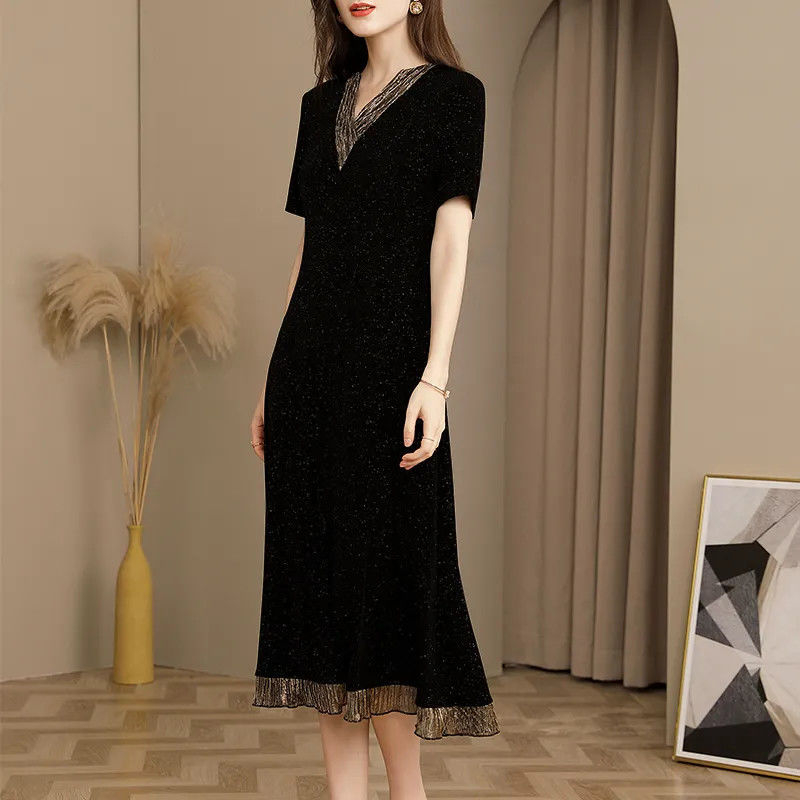 Rochie cu decolteu în V, croială în A, mâneci scurte, imprimeu, poliester