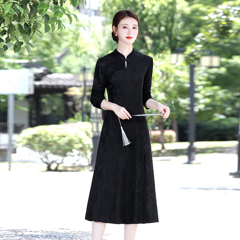 Ilgomis rankovėmis su kinų stiliumi, vidutinio ilgio, ruduo 2025, poliesterio audinys, 80–90% poliesterio, literatūrinis retro stilius