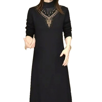 A-образна рокля, патчворк стил, средна дължина, полутърнек яка, дълги ръкави, полиестерна материя