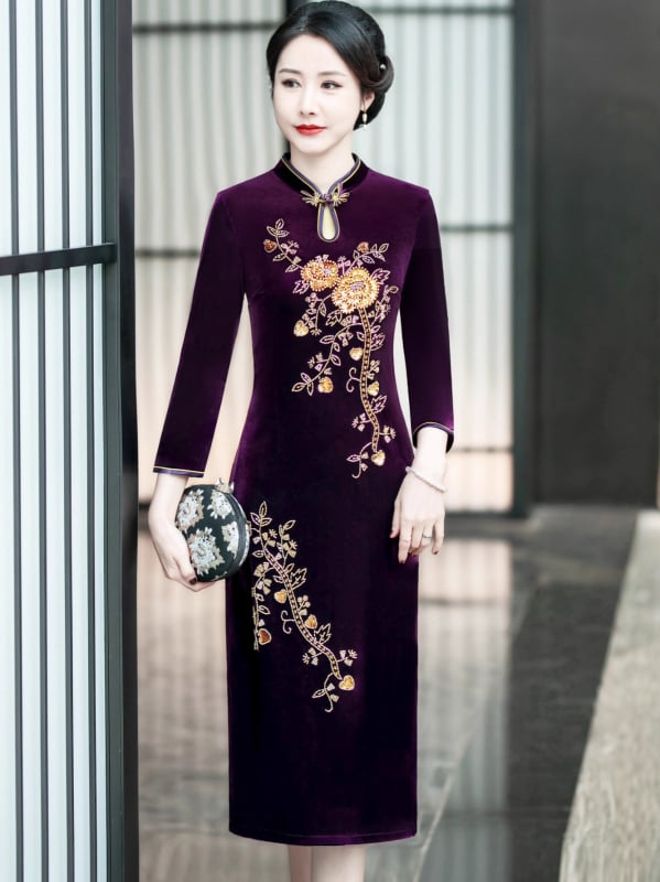 Čipao kleita ar garu šķeltni, ķīniešu stils, vidēja–gara garuma, poliestera audums, raksts