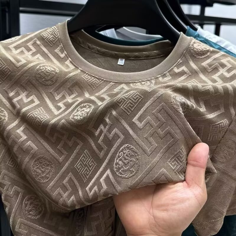Muška T‑majica slim-fit od ice silk s jacquard uzorkom, kratki rukav, okrugli ovratnik, prozračna i odvlačuje vlagu, geometrijski mrežasti uzorak