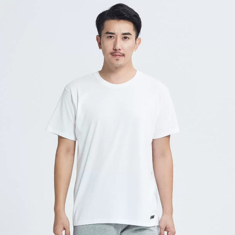 Pamukasti muški T-shirt s okruglim izrezom, opušten kroj, kratki rukav, tanak materijal, upija vlagu