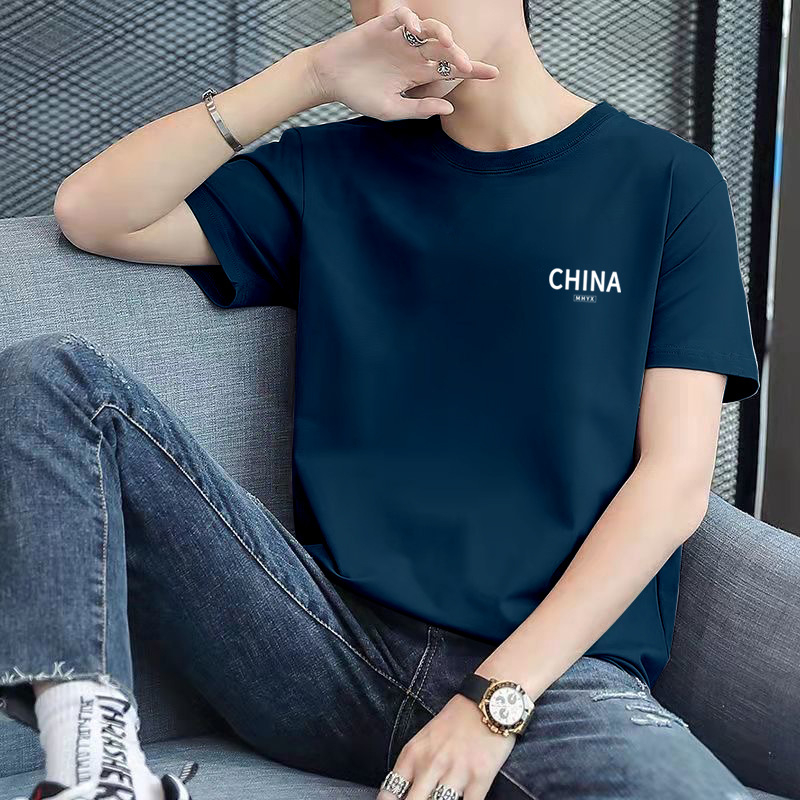 Μπλούζα T‑shirt φαρδιά γραμμή, στρογγυλός λαιμός, κοντό μανίκι; ύφασμα γάλακτο μετάξι (πολυεστέρας 95%), γεωμετρικό εκτύπωμα, για το καλοκαίρι