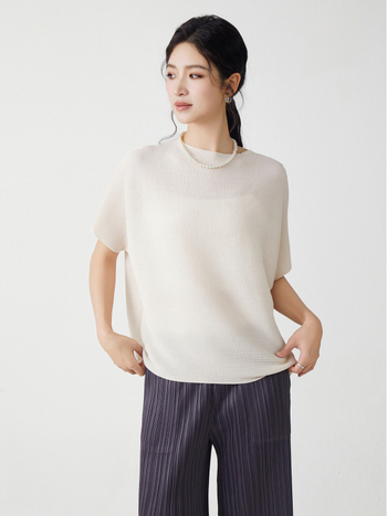 Tricou damă cu mânecă scurtă, poliester, guler rotund, croială lejeră, vara 2025