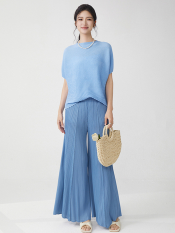 Tricou damă cu mânecă scurtă, poliester, guler rotund, croială lejeră, vara 2025