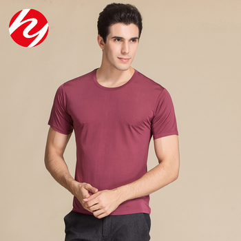 Tricou bărbătesc din mătase de dud, mânecă scurtă, guler rotund, croială lejeră, respirabil