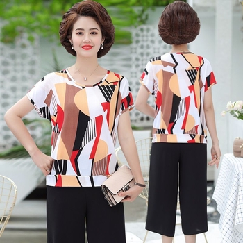 Moteriški Ice Silk trumpomis rankovėmis palaidinė su apvalia kaklo – plonas puloveris, kasdieniam stiliui; Audinys: Ice Silk; Spandex 80–90%; Poliesteris