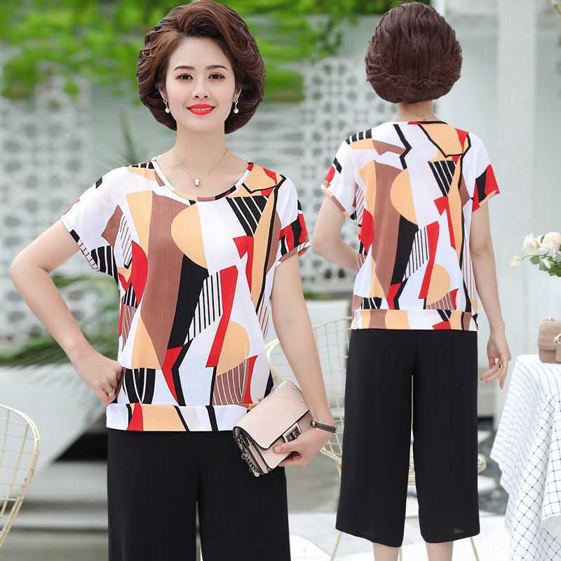 Moteriški Ice Silk trumpomis rankovėmis palaidinė su apvalia kaklo – plonas puloveris, kasdieniam stiliui; Audinys: Ice Silk; Spandex 80–90%; Poliesteris