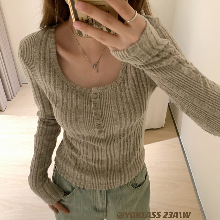 Tricou de damă din poliester, mâneci lungi, guler rotund, croială slim