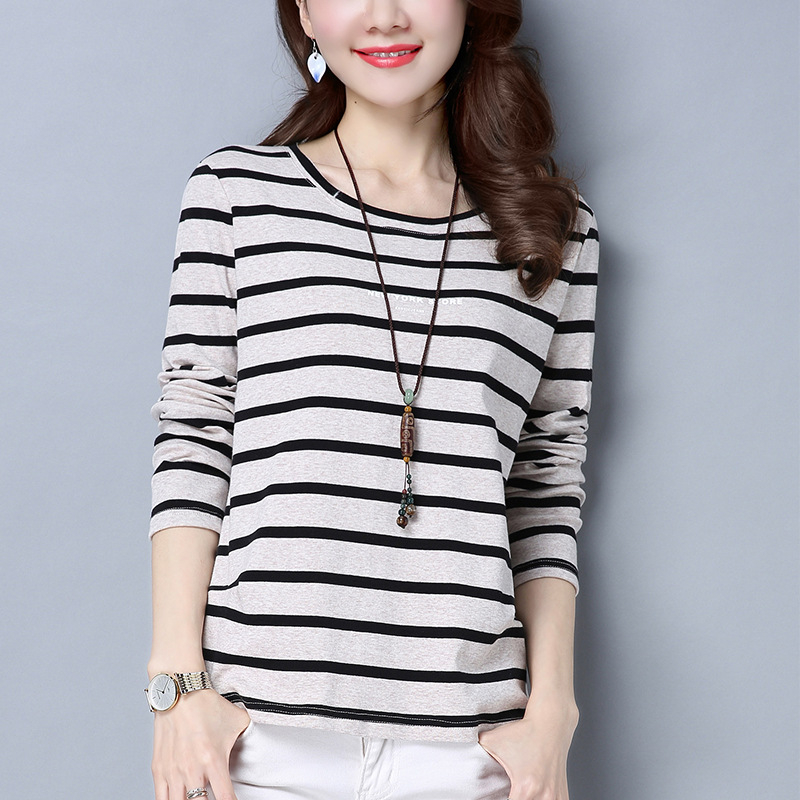 Tricou damă cu mâneci lungi, croială lejeră, model dungat, din amestec de bumbac-poliester, guler rotund