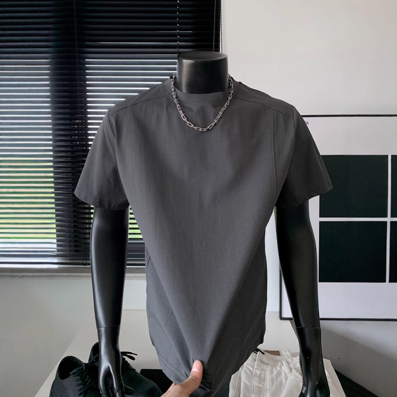 Muška pamučna majica kratkih rukava, opuštenog kroja, okrugli izrez, prozračna i tanke za ljeto
