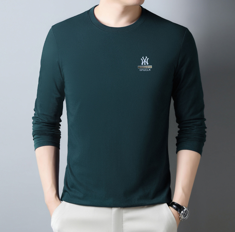 Muški pamukasti T-shirt s dugim rukavima, okrugli vrat, tanki materijal, uski kroj