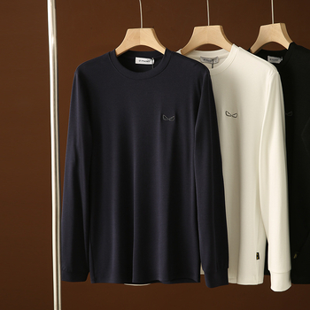 Tricou bărbătesc cu guler rotund, mâneci lungi, broderie cu demon pe bumbac moale, respirabil și evacuează umezeala, croială dreaptă, stil streetwear.