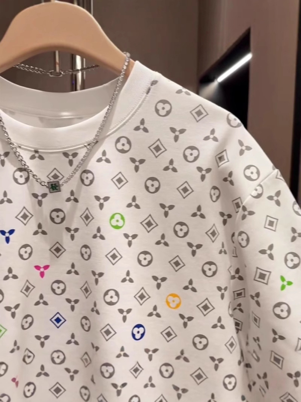 Tricou bărbați cu mânecă scurtă, din amestec de bumbac, print pe toată suprafața, guler rotund, vară 2025