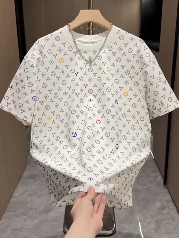 Tricou bărbați cu mânecă scurtă, din amestec de bumbac, print pe toată suprafața, guler rotund, vară 2025