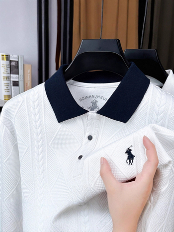 Tricou bărbați cu guler lapel, croială Slim, mâneci lungi; 95% poliester, 5% elastan; fără călcare