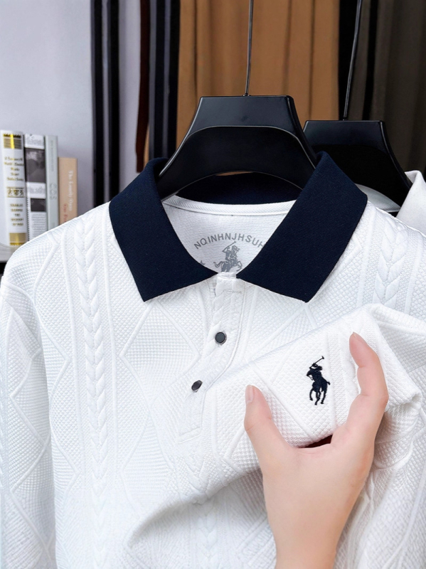 Tricou bărbați cu guler lapel, croială Slim, mâneci lungi; 95% poliester, 5% elastan; fără călcare