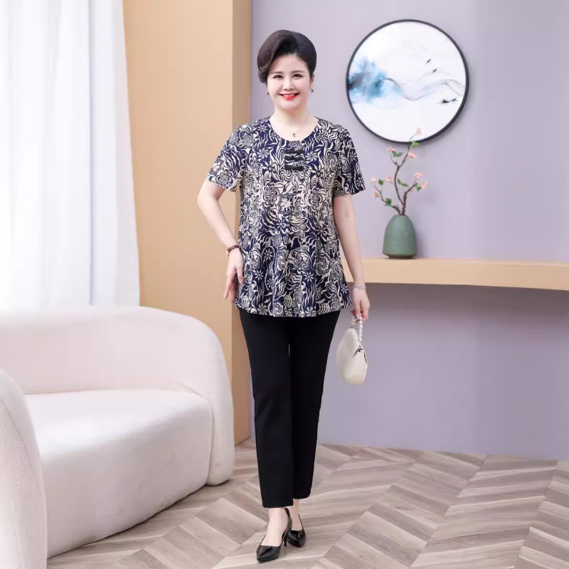 2024. aasta suvi Ice Silk lühikeste varrukatega T-särk, vaba lõikega kõhu katmiseks; 90–95% polüester, Spandex <30%