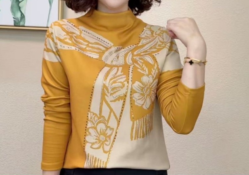 Majica s dugim rukavima, udoban kroj, casual pulover stil, polu-visoki ovratnik, normalna duljina (50-65 cm)