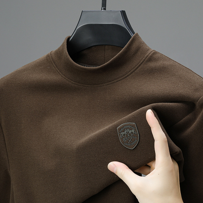 Pamutkeverék anyagú póló hímzett emblémával, kerek nyakú, hosszú ujjú, ősz-téli szezonra