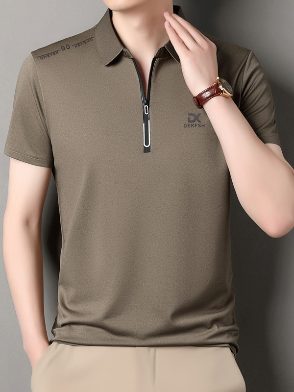 Férfi zipzáros polo ing, galléros, rövid ujjú, nyárra tervezve, poliészter-keverék, egységes minta, bő szabás