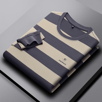 Férfi hosszú ujjú pamutkeverék póló kereknyakú, csíkos mintával és hímzéssel