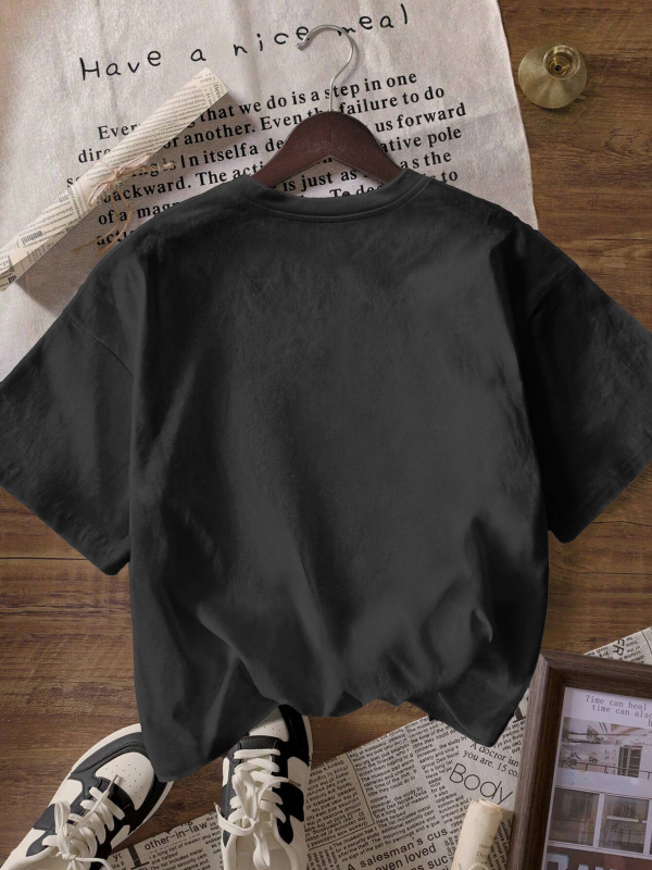 Ženska majica T-shirt od poliestersko-elastanske smeše, okrugli izrez, kratki rukav, široka silueta, lagana tkanina, standardna duljina