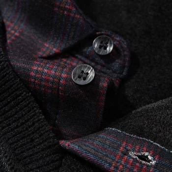 Férfi kockás hosszú ujjú T‑shirt galléros, lapel típusú nyak, vastag téli fazon, poliészter 96%+